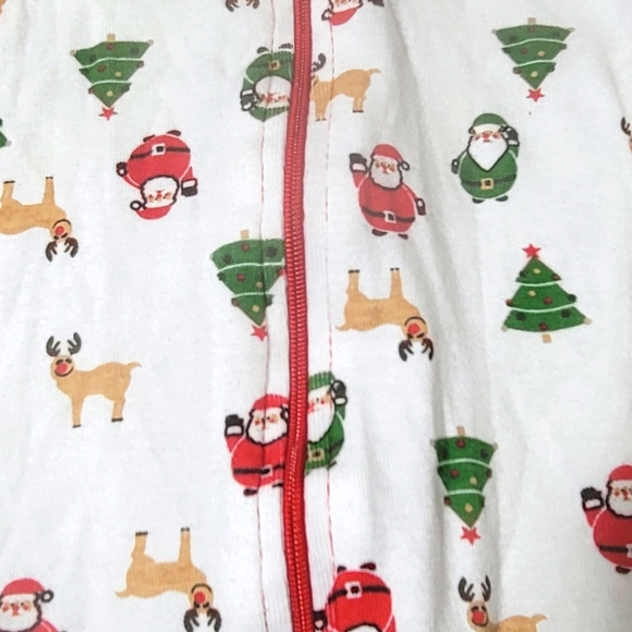 Leveret Christmas footed pajamas with Santa & Reindeer. Size 18-24M - Picture 2 of 5